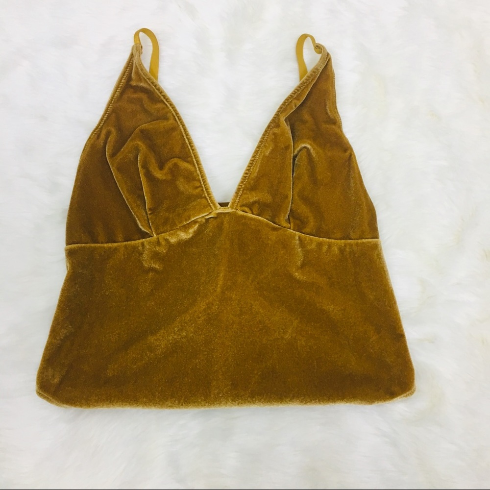 🍁 3/$20 Thong Bodysuit velvet Gold Large